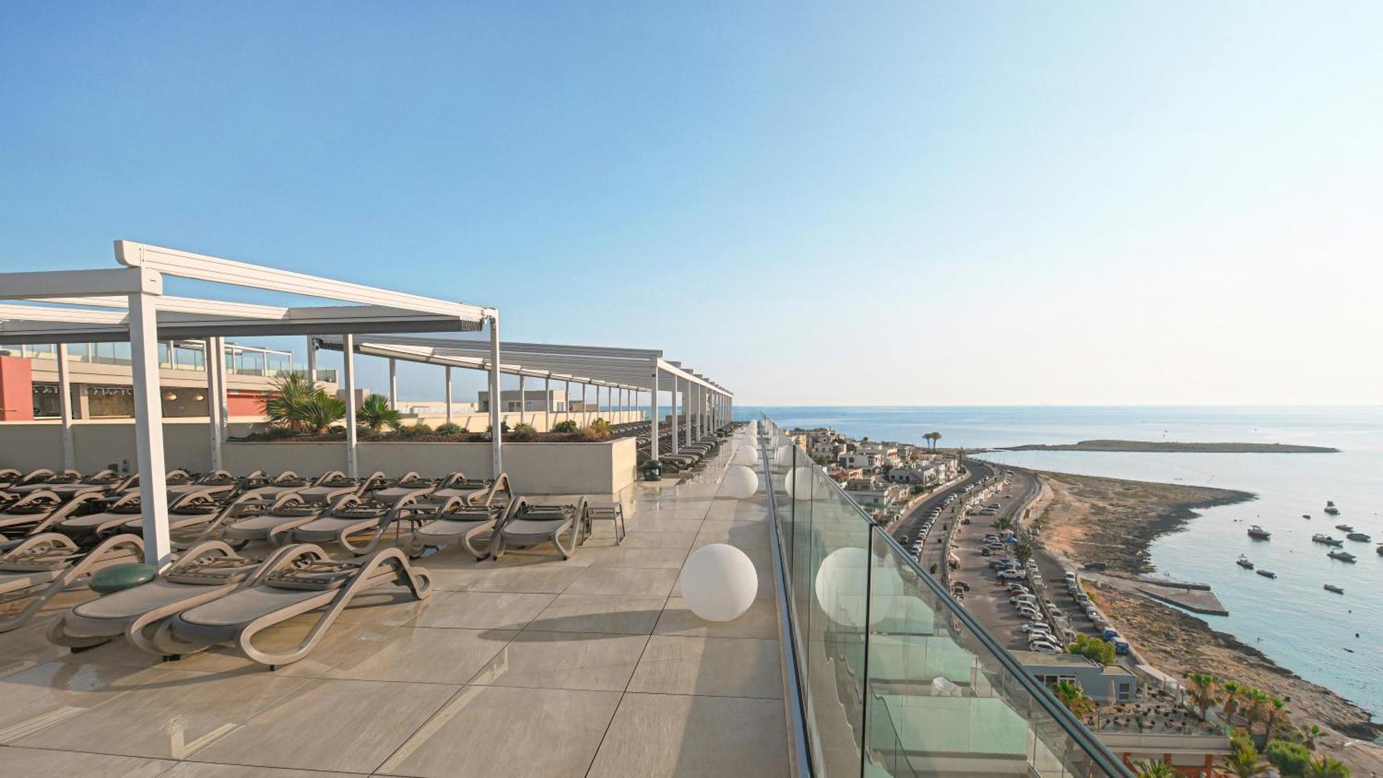 Qawra Palace Resort & Spa St. Paul's Bay Exterior photo